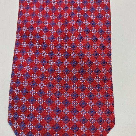 Stafford Tailored Culture Mens Red Silk Geometric Pointed Neck Tie Size 59x3 In - Picture 2 of 7